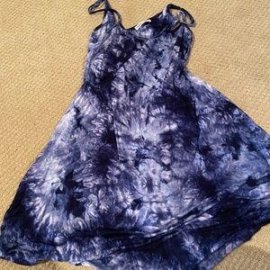 Women’s navy blue tie dye dress